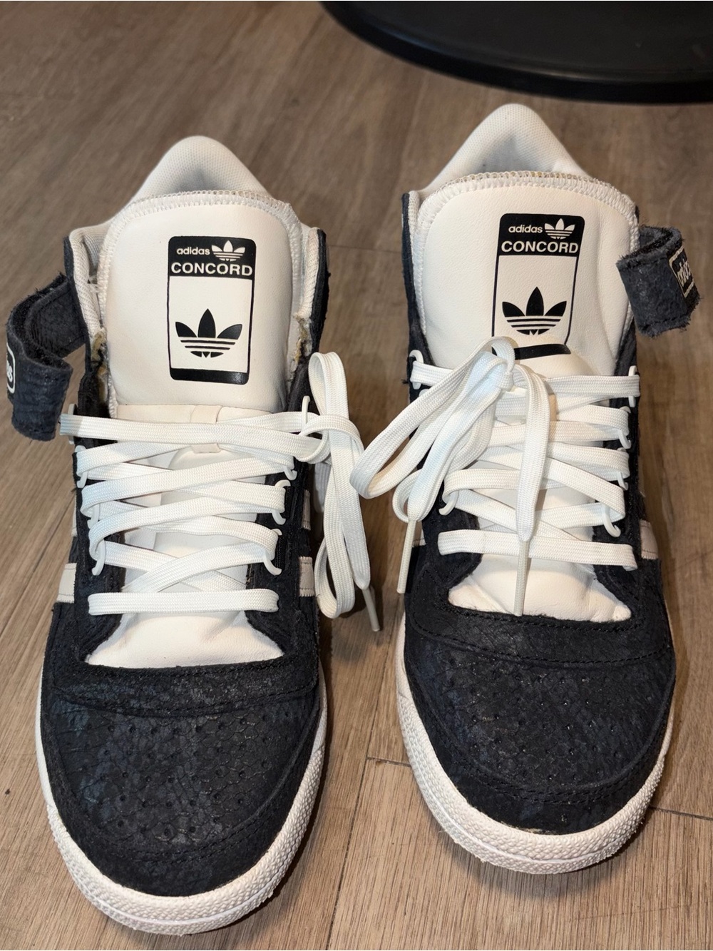 Adidas Concord Men’s High-Top Sneakers in Navy, Black, and White size 8 - Picture 2 of 13